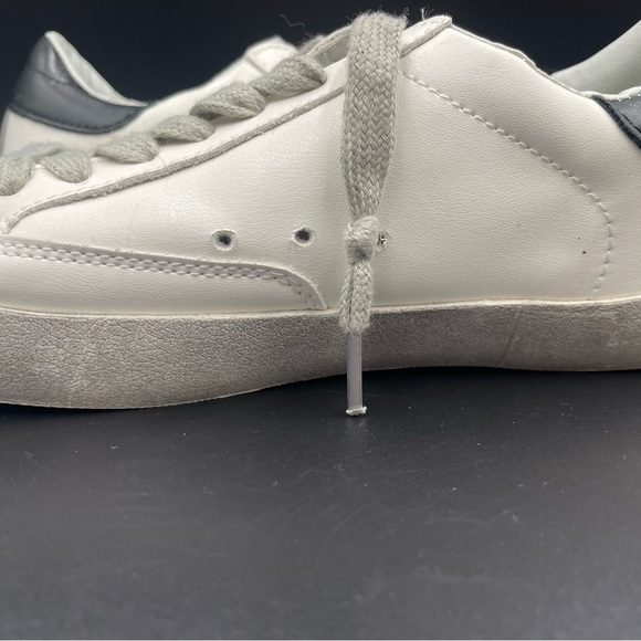 Woman’s size:39 9 Shoe white with Star logo shoe - Picture 4 of 7